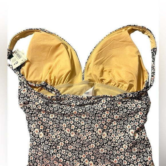Floral print one piece swimsuit size 10 - Picture 3 of 7